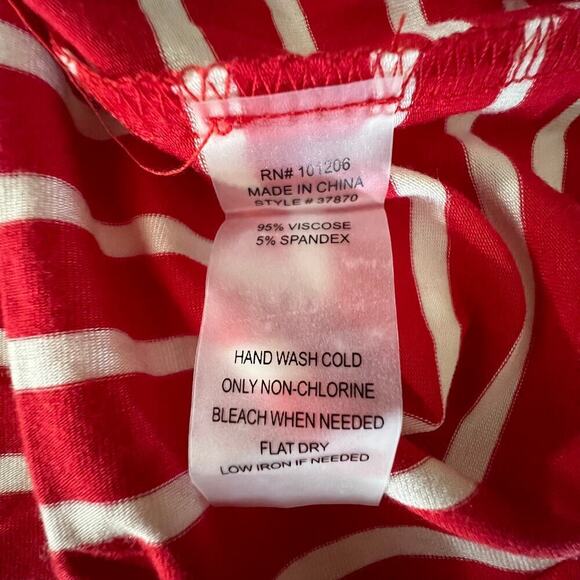 Soft Surroundings Red White Stripe Cold Shoulder Lace Trim Top PM - Picture 8 of 10